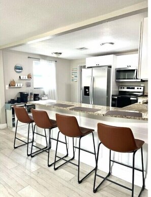 Fridge, microwave, oven, stovetop - Hot Tub Haven-Game Room- Minutes to the Beach (Largo)