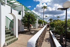 Property grounds - Guasimeta Duplex - Pool & Balcony (Puerto del Carmen)