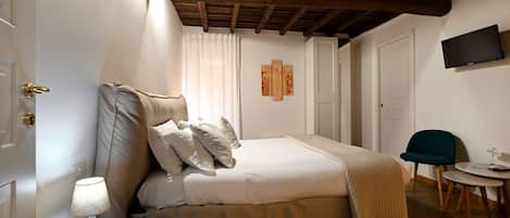 1 chambre, bureau, espace de travail pour ordinateur portable
