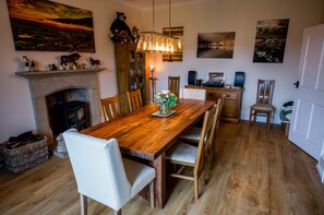 Living area - Abbey Farm House (Brampton)