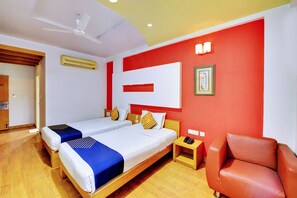 Skrivebord, strykejern/-brett, wi-fi (inkludert) og rullestolvennlig