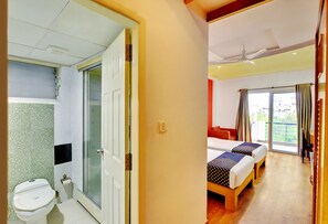 Kamar Deluks, pemandangan kota | Meja kerja, setrika/meja setrika, dan Wi-Fi gratis