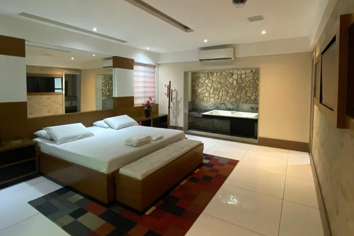 Studio Suite Deluxe | Truy cập Internet không dây miễn phí, bộ trải giường