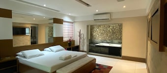 L'amour Hotel