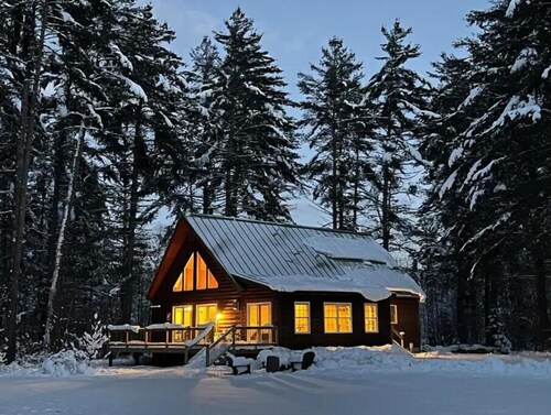 Sunday River 5 Min!  Family / Group / Couples Retreat!