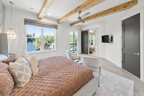 4 bedrooms, desk, iron/ironing board, free WiFi - "White Heron" - Perfectly Located on the West End of Panama City Beach w/ Private Pool + easy 5 minute walk to the Beach! (Panama City Beach)