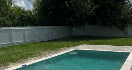 The Cape Escape! Relax with your family and friends in this peaceful, pool home!