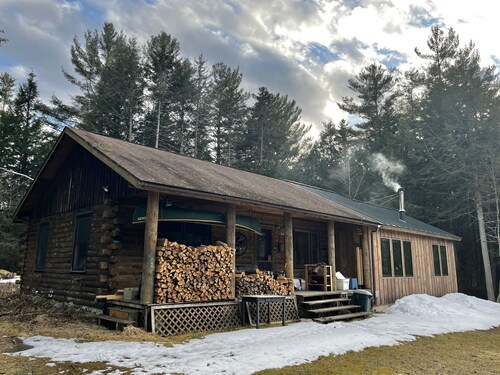 Quiet 2 Bdrm Home on Five Acres, 15 Minutes from Middlebury