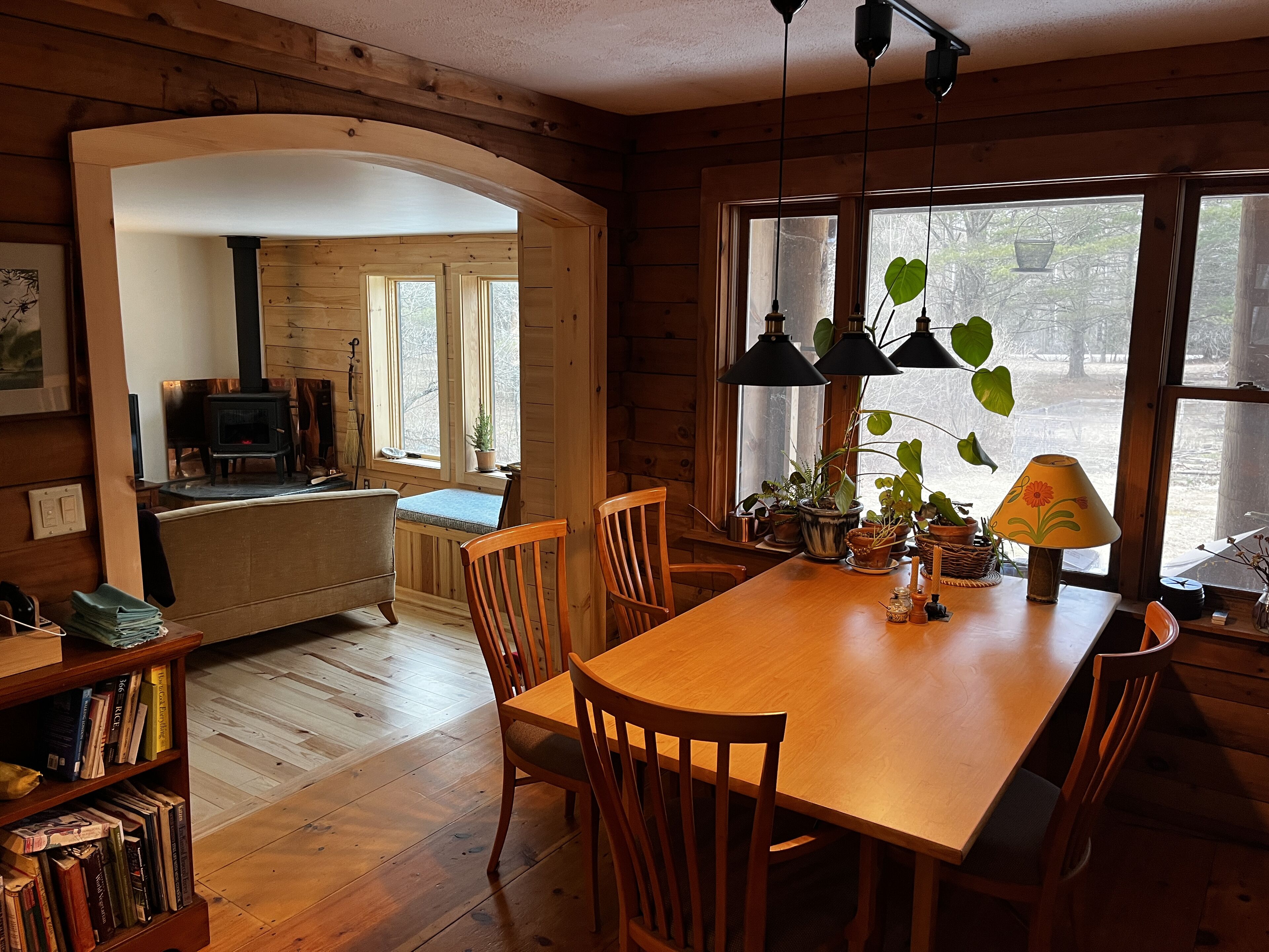 Quiet 2 Bdrm Home on Five Acres, 15 Minutes from Middlebury