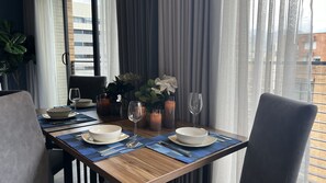 Dining - Loft With Hotel Amenities / Coworking / GYM / Room Service (Bogotá)