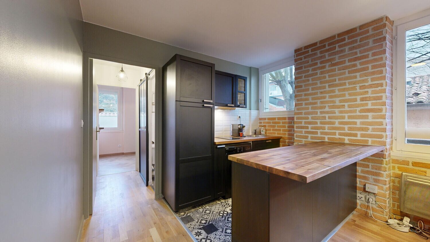 Réfrigérateur, micro-ondes, cafetière/bouilloire