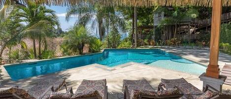 Alberca al aire libre