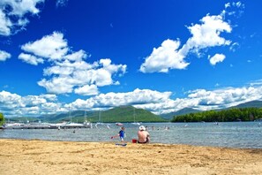 Sillas reclinables de playa, toallas de playa