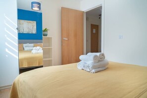 2 chambres, bureau, fer et planche Ă repasser, Wi-Fi