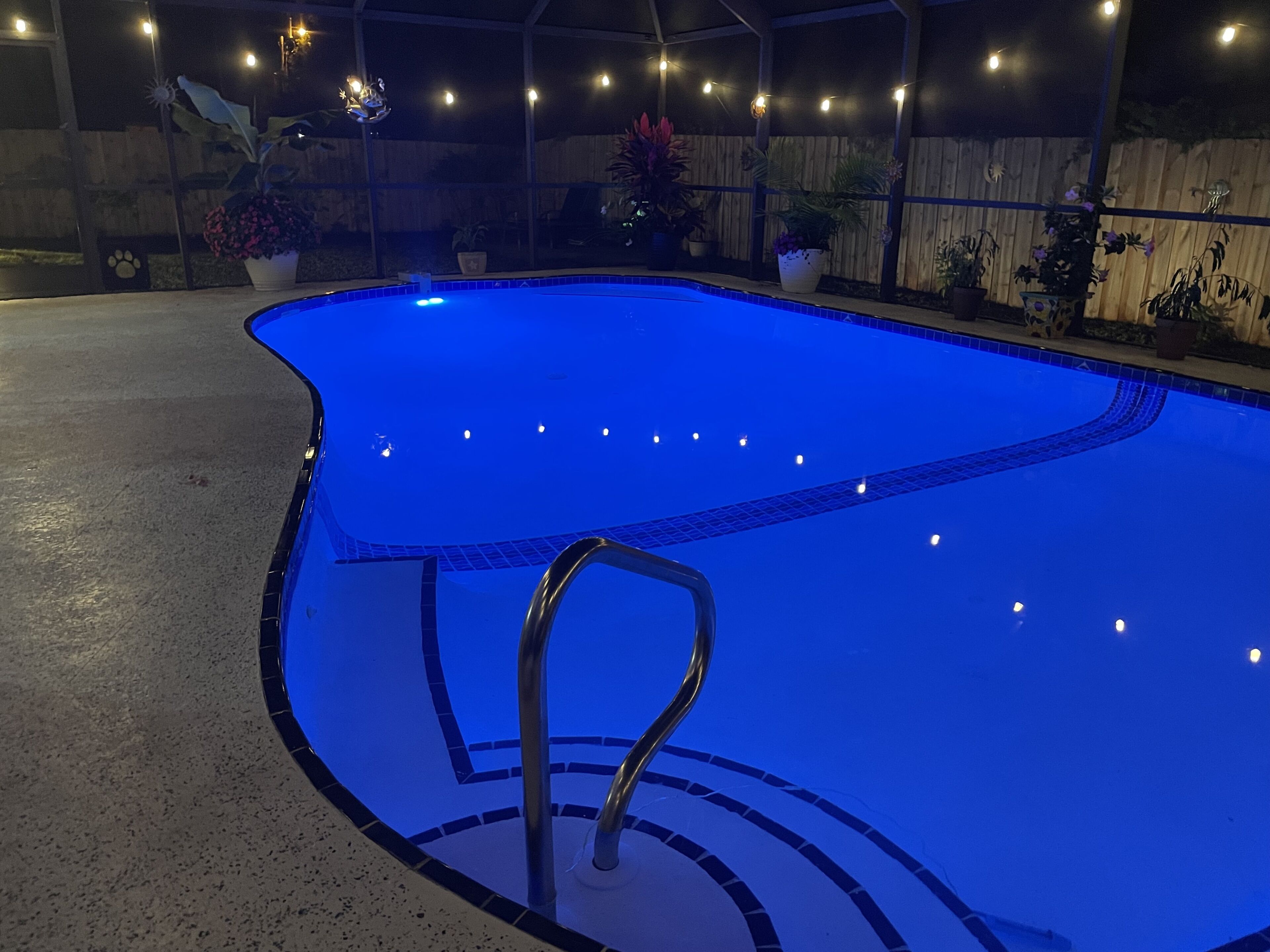 Peaceful Retreat heated pool house- 3BR/2BA