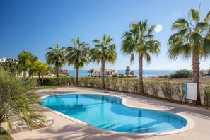 Pool - Casa Lilou - Luxury Ocean View Apartment (Lagos)