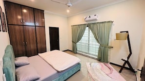 Departamento | 3 habitaciones, tabla de planchar con plancha y wifi gratis 