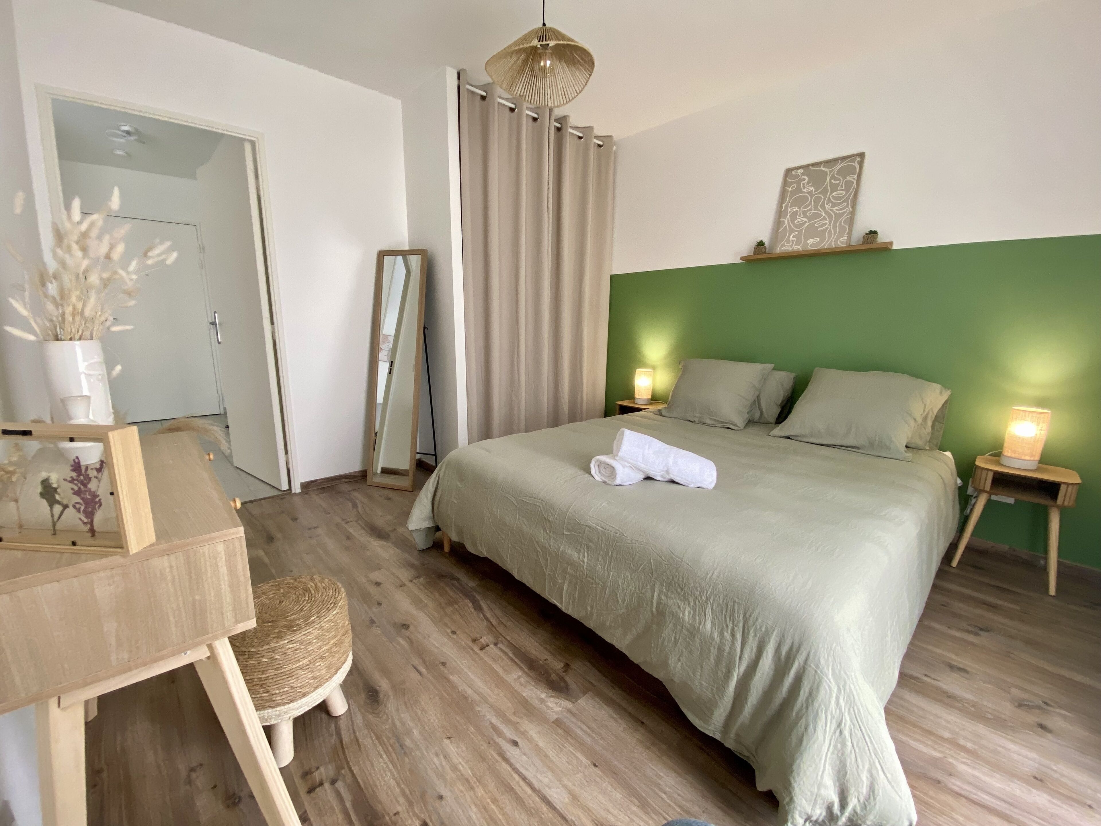 1 bedroom, iron/ironing board, WiFi, bed sheets