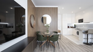 Deluxe Apartment | Living area - Skyline Lofts by LovelyStay (Matosinhos)