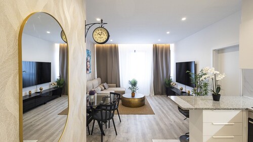 Skyline Lofts by LovelyStay