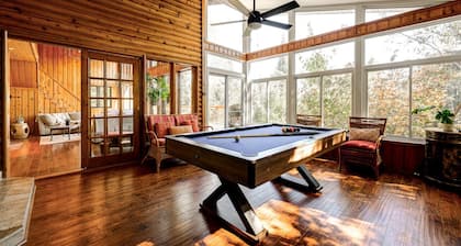 Authentic Swiss Cabin - 4 BR with Hot Tub and pool table