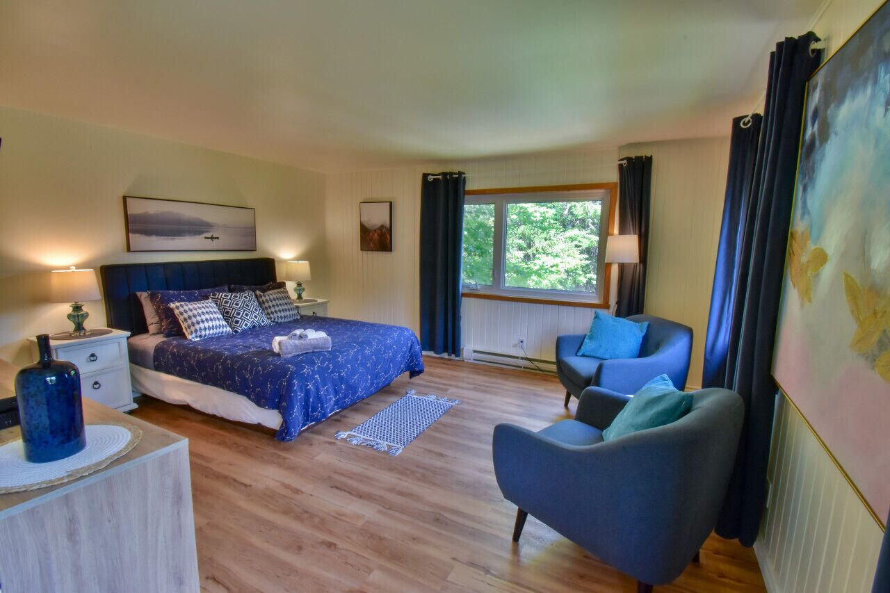 2 chambres, bureau, Wi-Fi gratuit, draps fournis