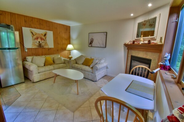 スマートテレビ、暖炉