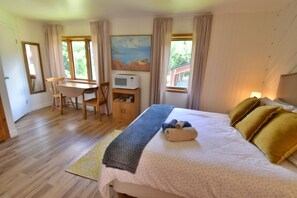 2 chambres, bureau, Wi-Fi gratuit, draps fournis