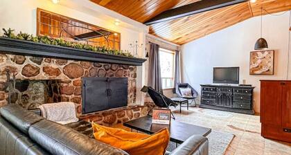 La Tanière - Retraite en Nature Avec Foyer au Bois