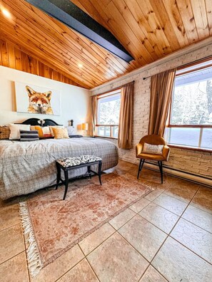 3 bedrooms, desk, free WiFi, bed sheets - La Tanière - Retraite en Nature Avec Foyer au Bois (Saint-Donat-de-Montcalm)