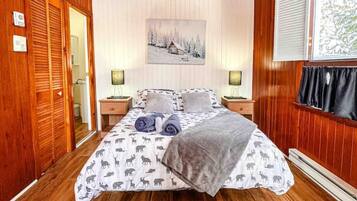 3 habitaciones, escritorio, wifi gratis y ropa de cama