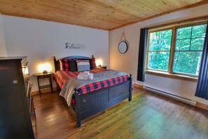 4 camere, culla da viaggio, Wi-Fi gratuito, lenzuola