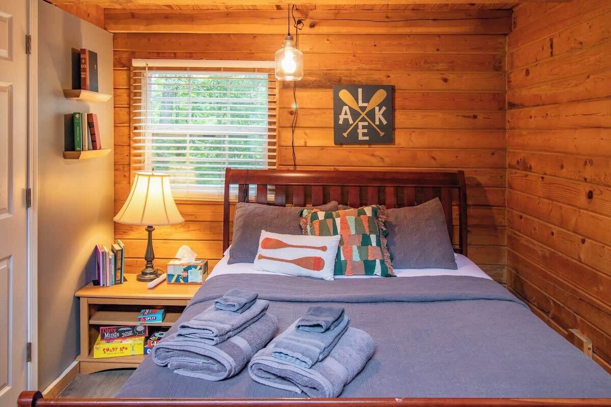 2 Schlafzimmer, Reisekinderbett, WLAN, Bettwäsche