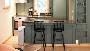 Applewood at Loma Cottages | ครัวส่วนตัว