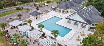 Beautiful home in Garden City SC golf course community with easy access to beach