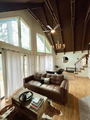 Smart TV, fireplace, foosball, books