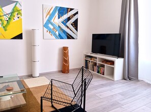 Smart TV - Art Place - Spacious & Chic (Zagreb)