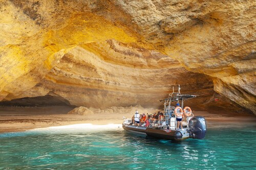 Heatable Pool & BBQ Villa Near Albufeira Center