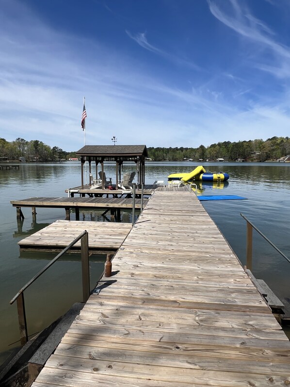 Marina - Best Sunset on Lake Martin. Minutes from Parker Creek Marina / The Landing. (equlity)