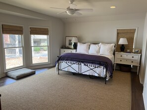 4 Schlafzimmer, Bügeleisen/Bügelbrett, kostenloses WLAN, Bettwäsche