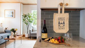 Rumah (2 Bedrooms) | Interior