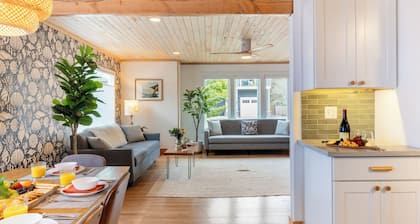 Grey Oak by Avantstay Coastal Charm, Near Beach & Golf