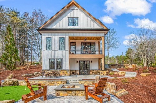 Treetop - 3 King Suites- sister property next door #1559015