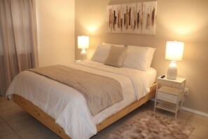 2 bedrooms, in-room safe, desk, iron/ironing board - Frontier Traveler Stay  (Eagle Pass)