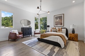 4 chambres, fer et planche à repasser, Wi-Fi gratuit, draps fournis