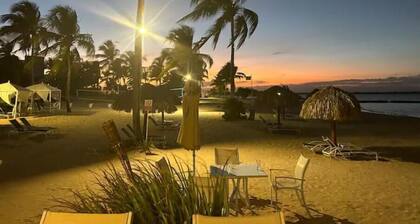 PGA Golf Penthouse Beach Club 3 Floor Apt +Jacuzzi