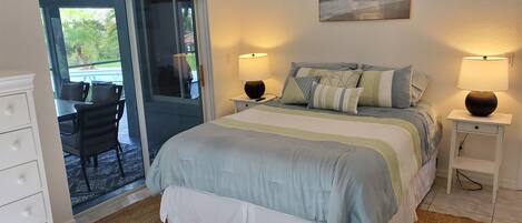 3 habitaciones, tabla de planchar con plancha, wifi y ropa de cama