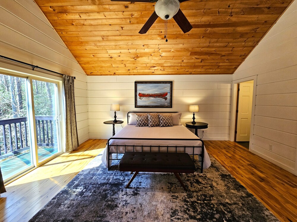 Sautee By Morning Helen GA Cabin, Couples Retreat, Fiber Optic Sautee Nacoochee Vrbo