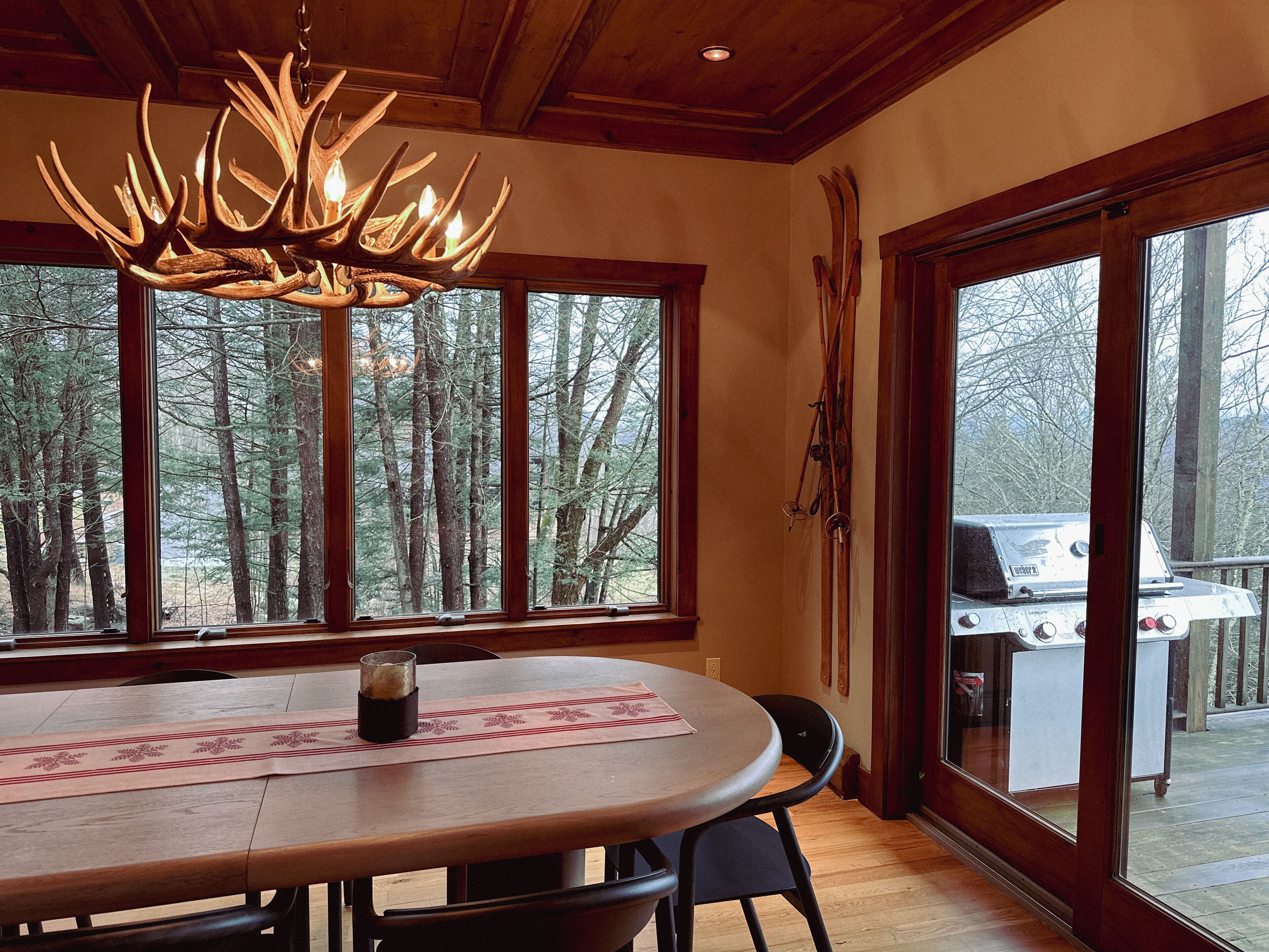 Welcome to our home in the mountains, 2 hrs from NYC. 6BR, sleeps 12. Ski in/out