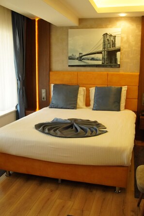 Standaard kamer | Een laptopwerkplek, geluiddichte muren, gratis wifi, beddengoed